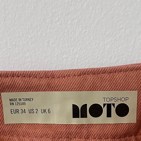 TOPSHOP| Blush denim mini skirt - Picture 3 of 3